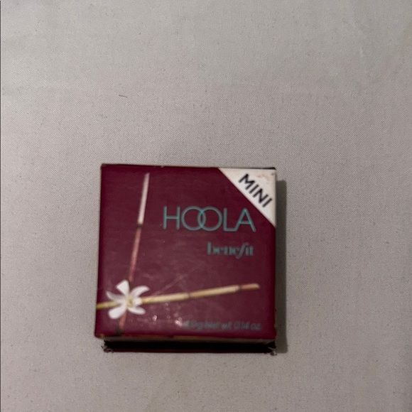Benefit Hoola Mini Bronzing Powder - Picture 1 of 3